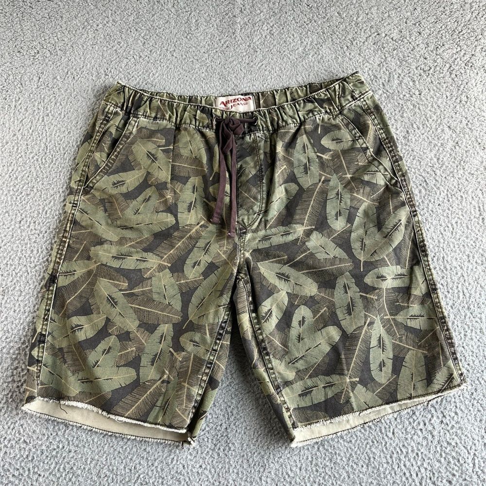 Arizona Jeans Co. Shorts Mens 34 Green Camo Bermuda Distress Drawstring Outdoor